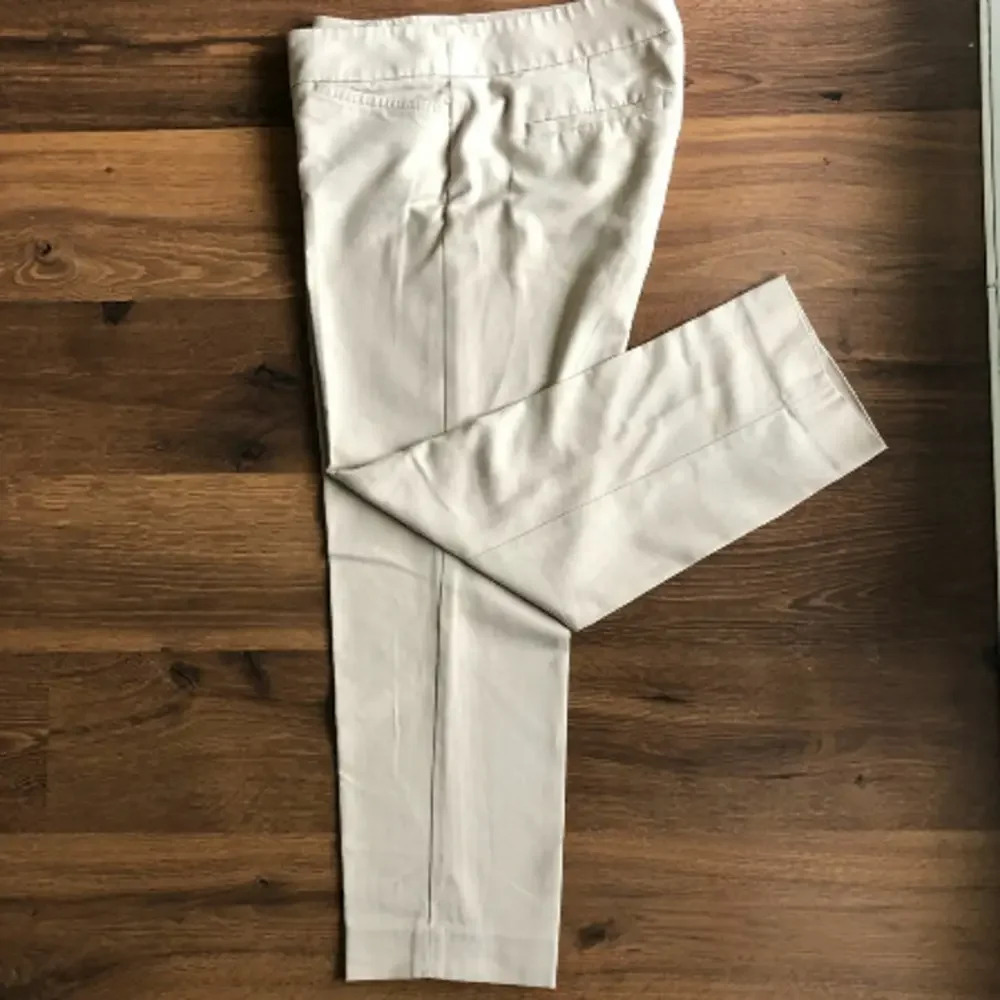 NWOT Ann Taylor LOFT Marisa Capris